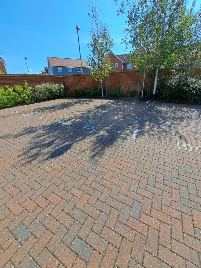 4br Contractor Town House 2.5bathrooms, 2 Free Parking Spaces Managed By Chique Vakantiehuis